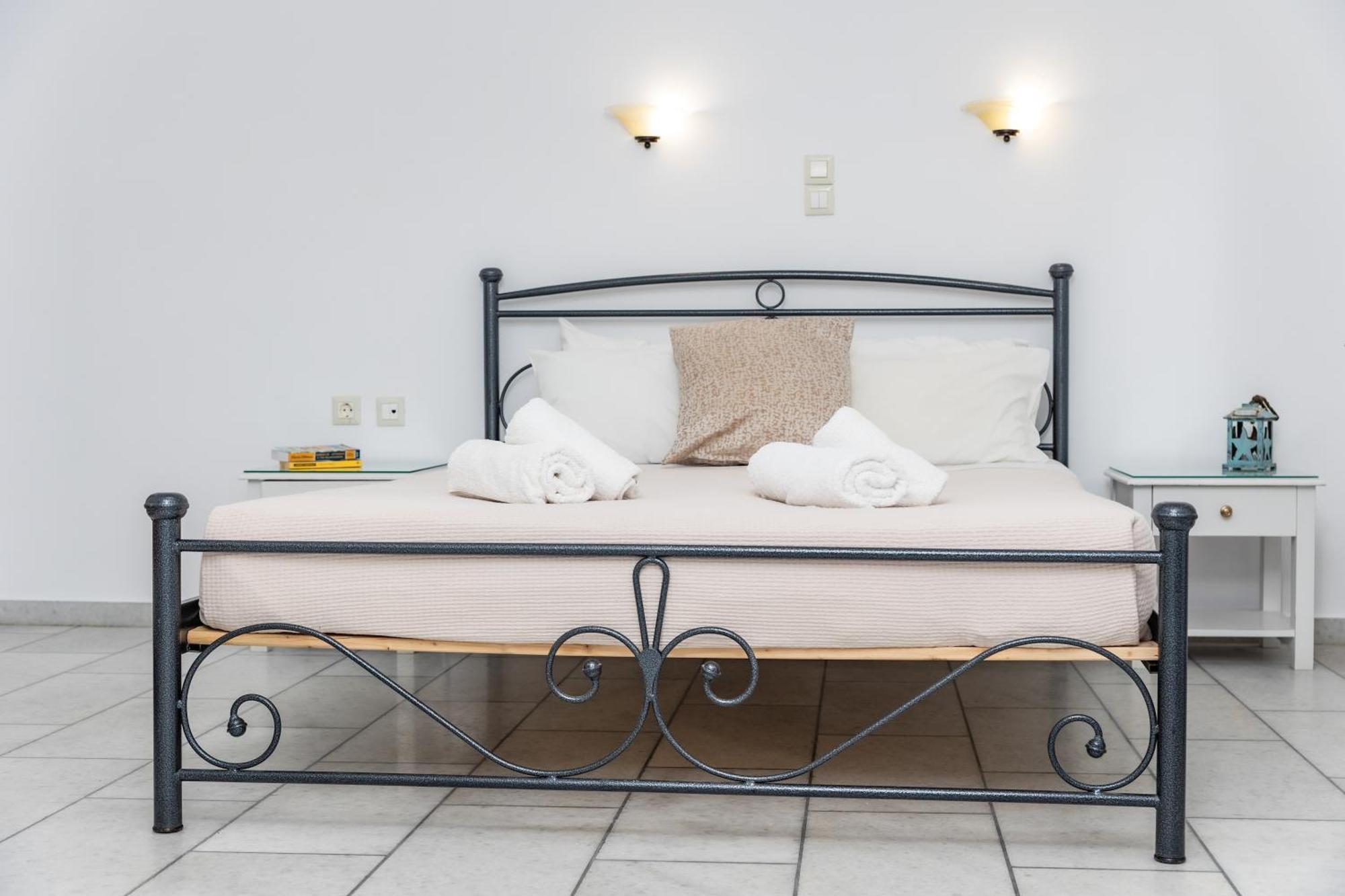 Depis Studios & Apartments Naxos City Ngoại thất bức ảnh