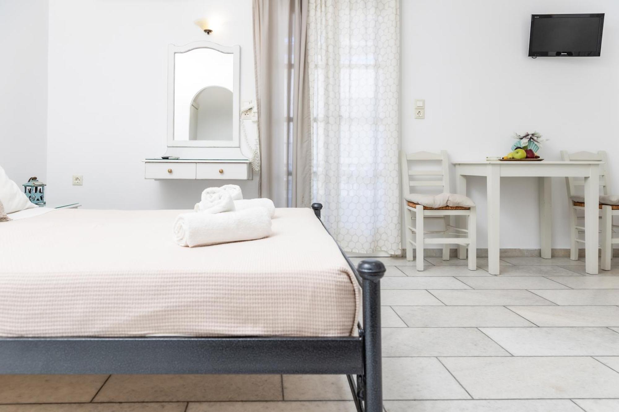 Depis Studios & Apartments Naxos City Ngoại thất bức ảnh