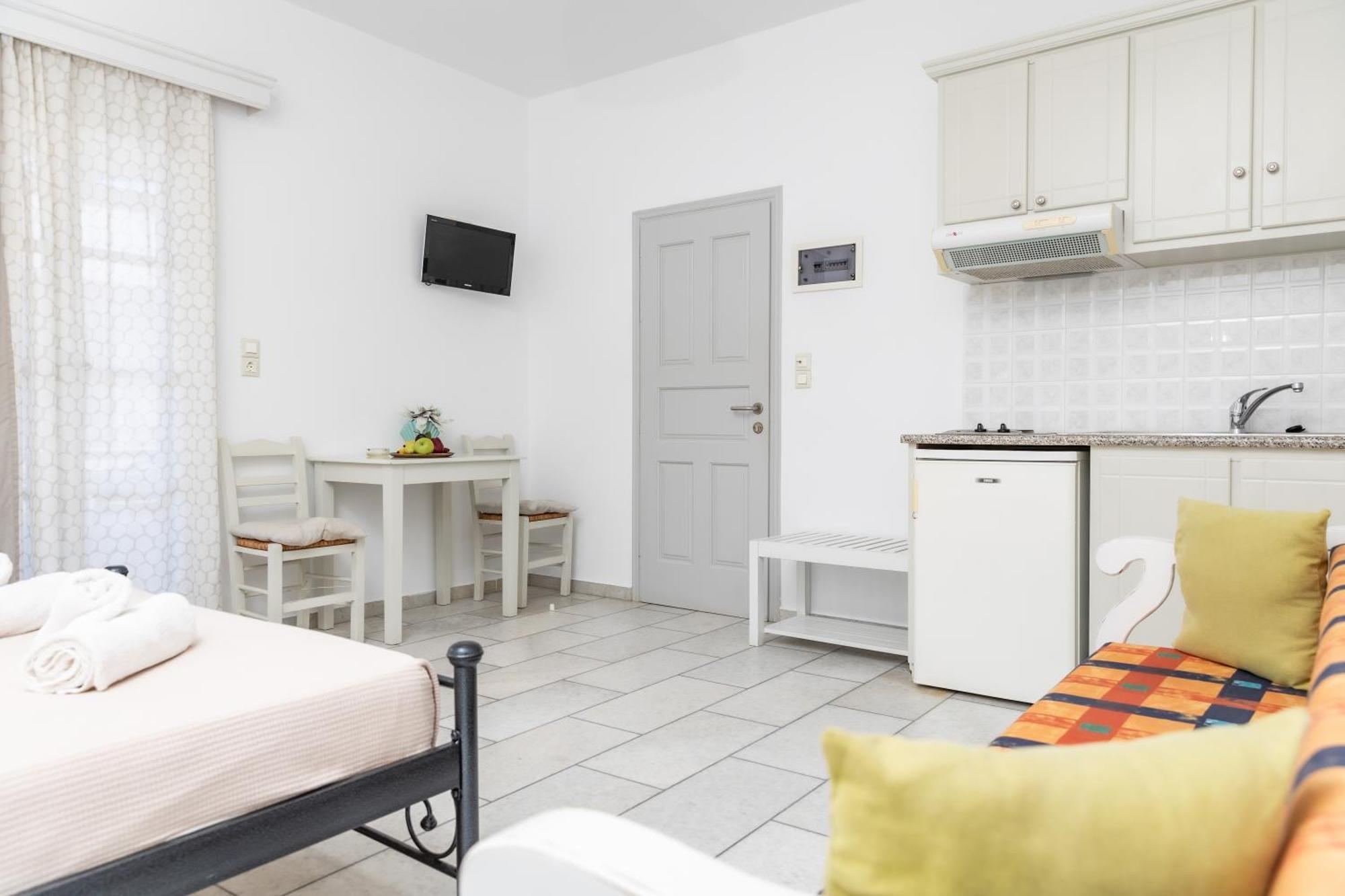 Depis Studios & Apartments Naxos City Ngoại thất bức ảnh