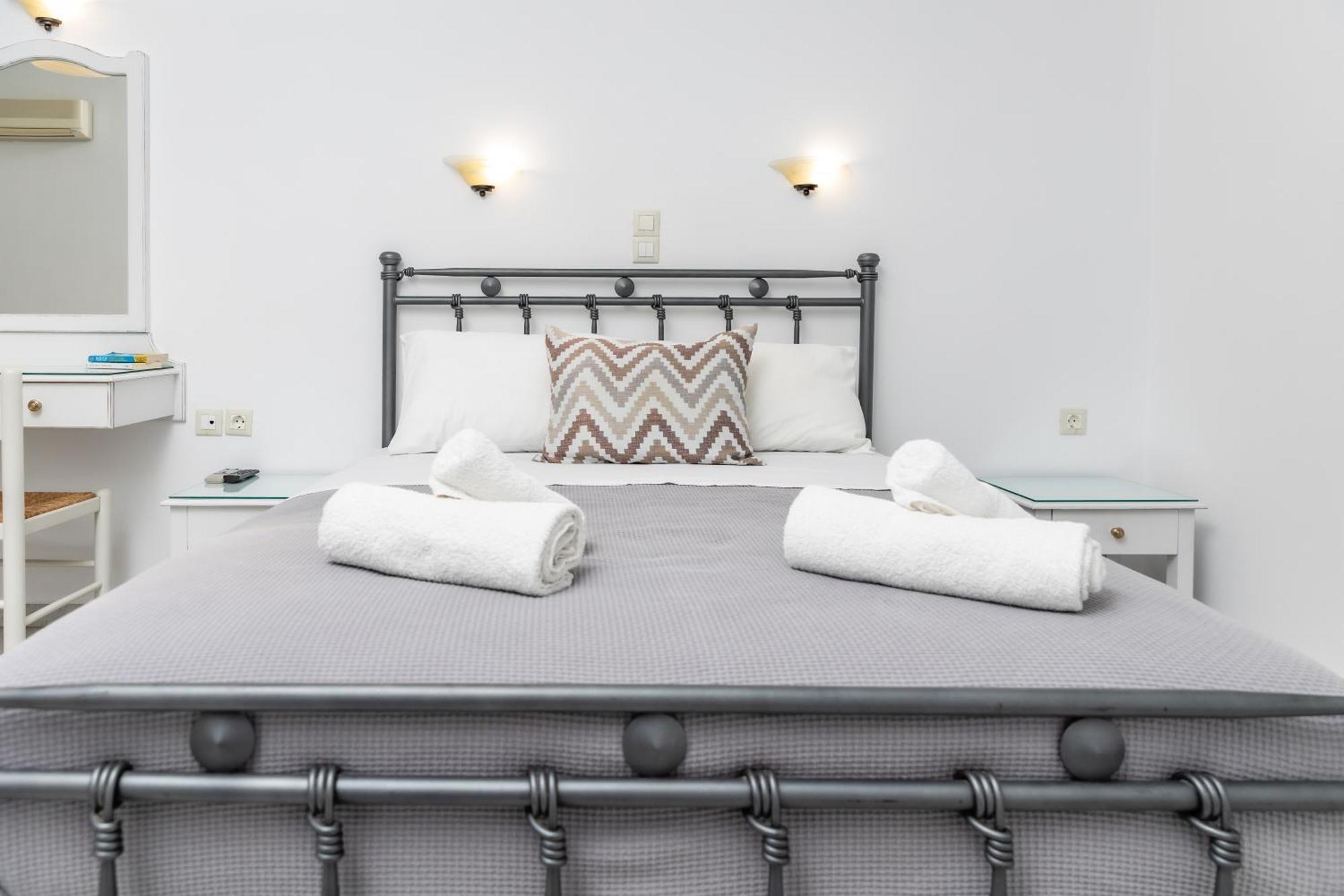 Depis Studios & Apartments Naxos City Ngoại thất bức ảnh